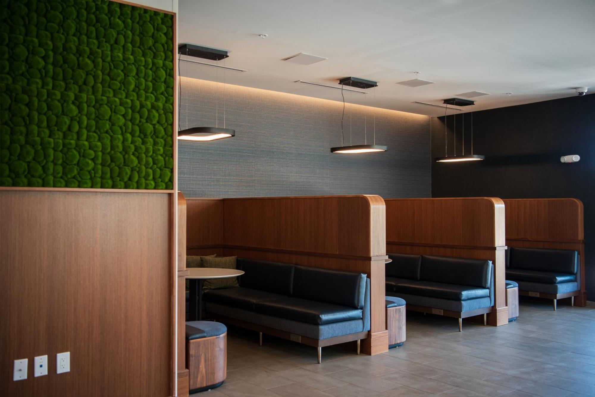 Courtyard By Marriott Lake City Exteriér fotografie