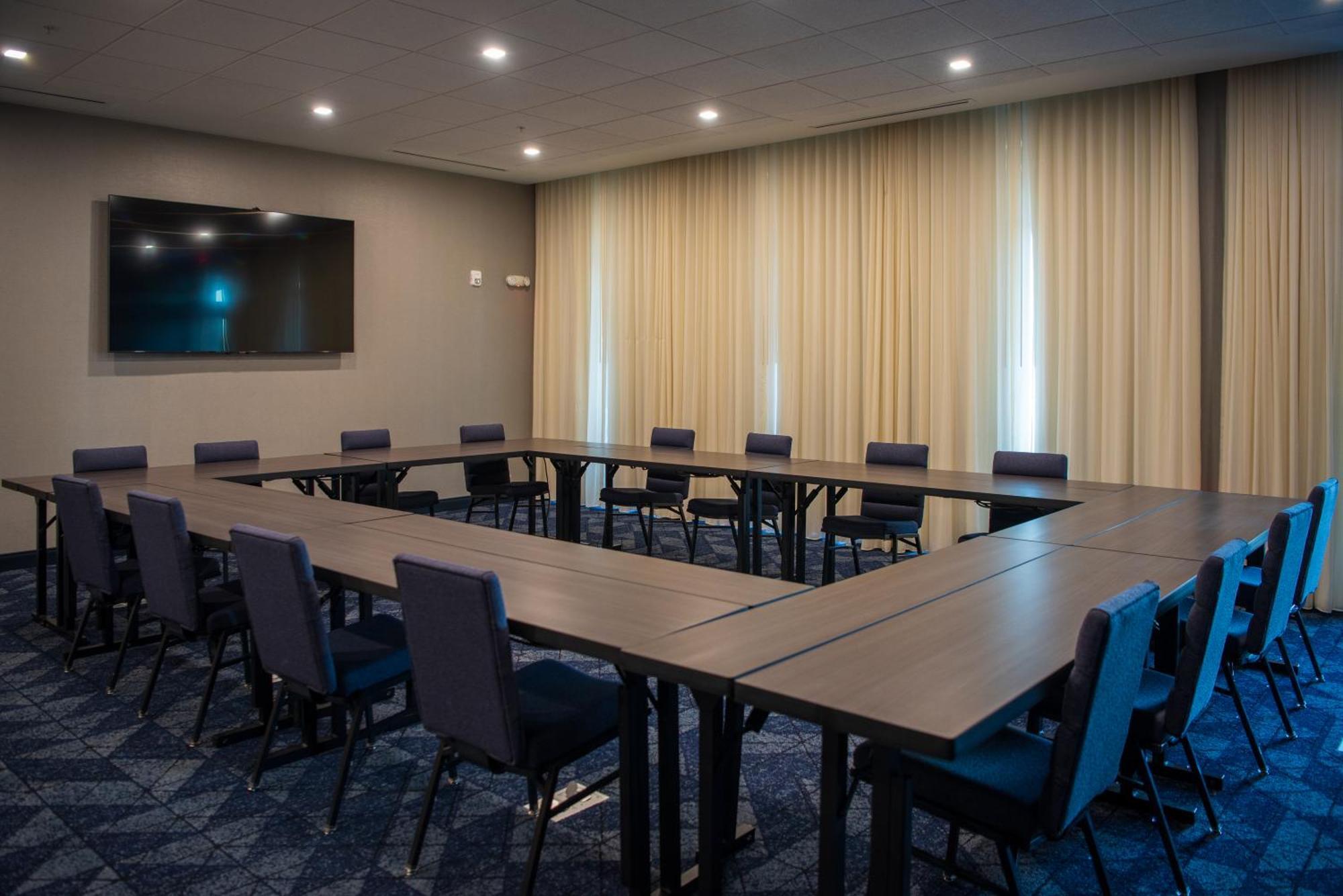 Courtyard By Marriott Lake City Exteriér fotografie